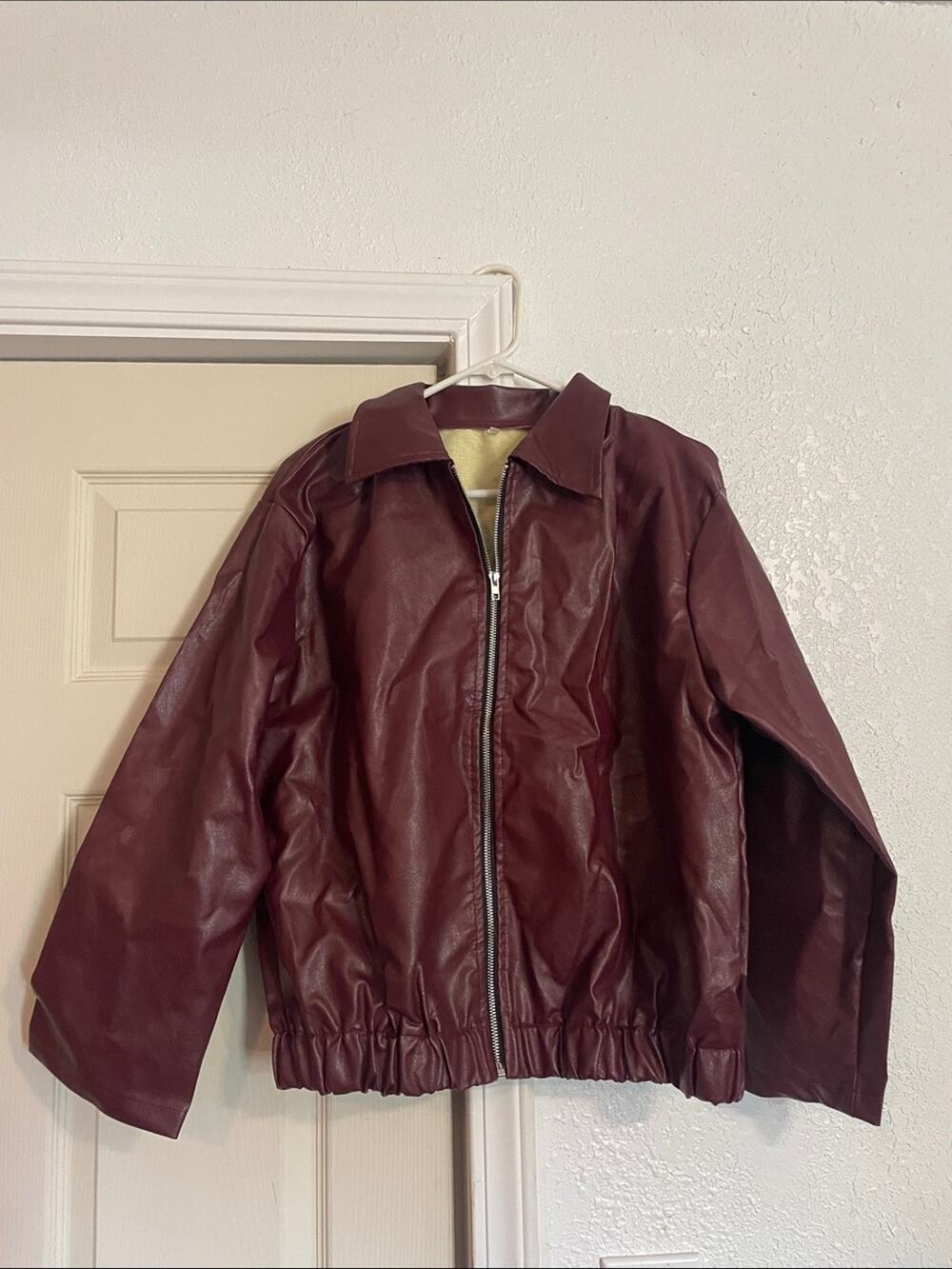 Classic Women's Burgundy Faux Leather Zip Medium Jacket NWOT